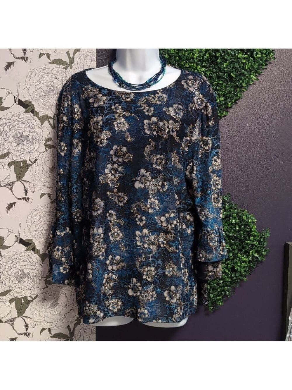 Glitz & Gold Blue Floral Top - Picture 4 of 7